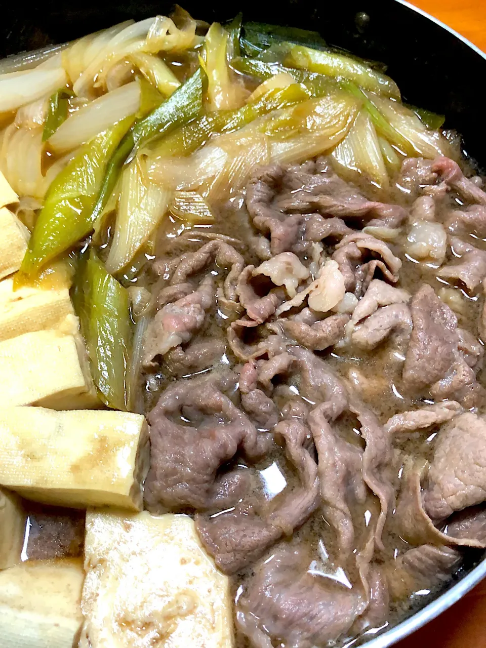 ちょっと高い牛肉ですき焼き😋|みゆきさん