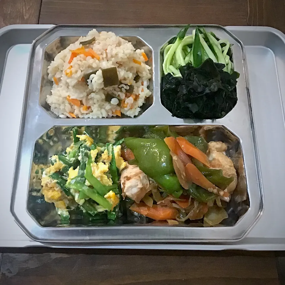 👩🏻‍🍳給食ごっこ🏫🥣                   プレートごはん|🌿𝚌𝚑𝚎𝚛𝚗𝚘🥄さん