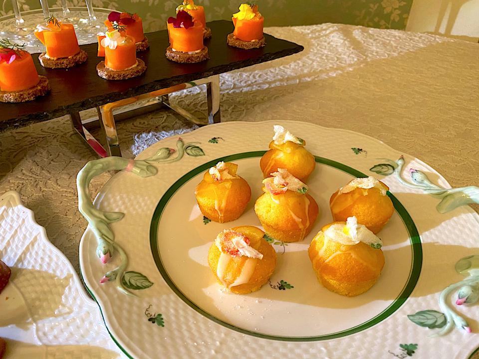 レモンケーキ エディブルフラワーの砂糖漬けをのせて 72rose Snapdish スナップディッシュ Id Yima