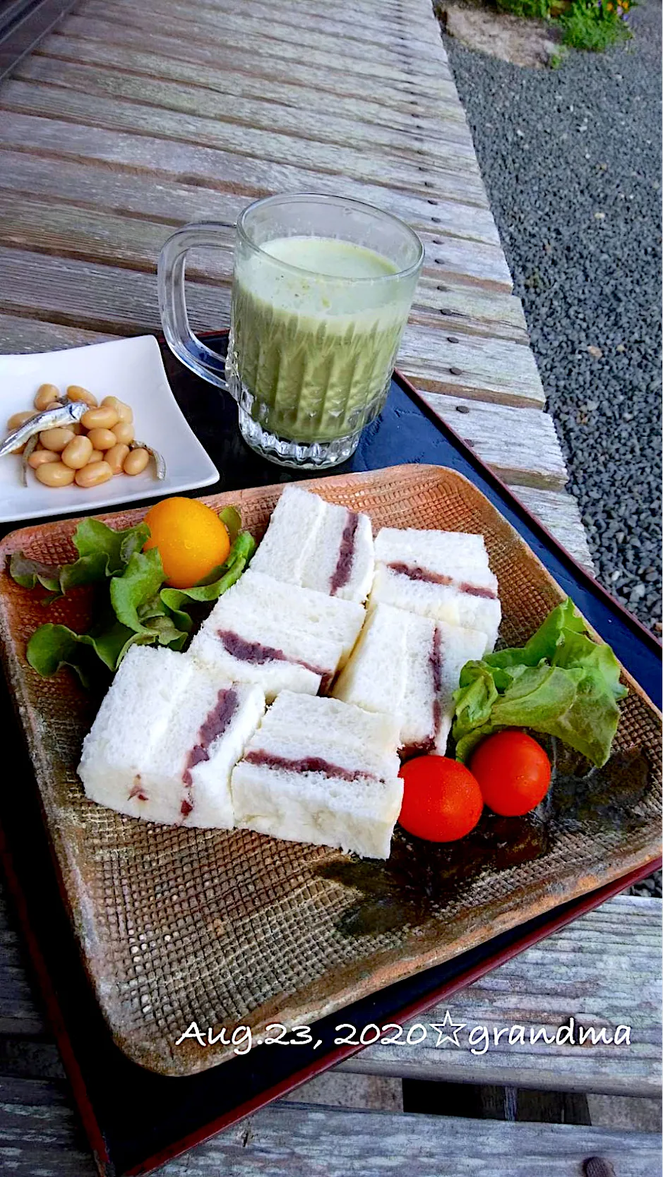 grandmaの朝食　餡とチーズのサンドイッチ|kaoriさん