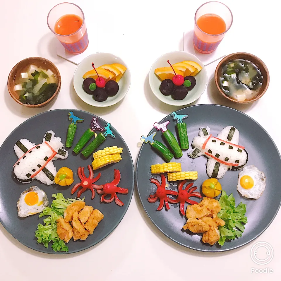 🌈ちびっ子達の晩ごはん🌠|ちゃべさん