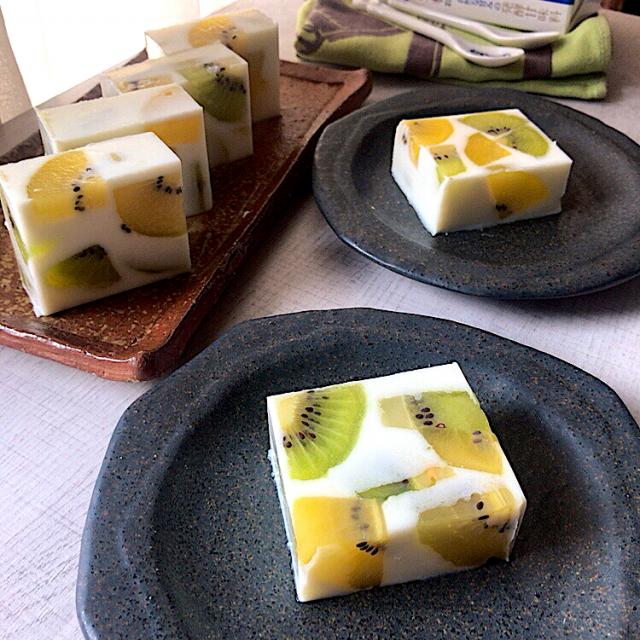 2色のキウイで甘酒杏仁豆腐 とんちん Snapdish スナップディッシュ Id Shvaia