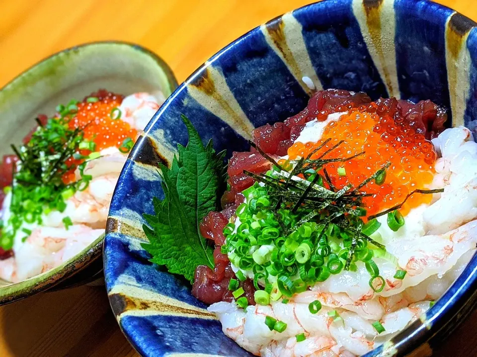 マグロの中落ちとエビの海鮮丼|mooさん