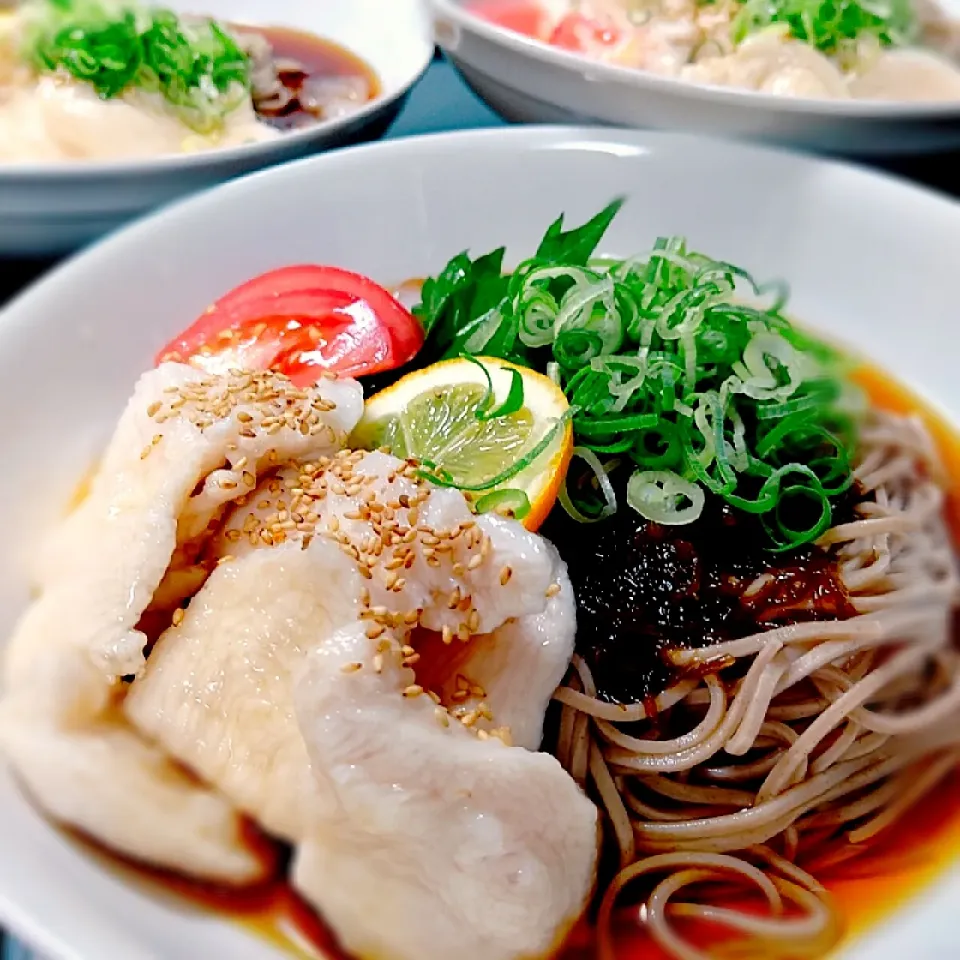 ツルツル柔らか鶏胸肉ともずく酢の
ぶっかけ蕎麦～♪♪|砂糖味屋キッチンさん