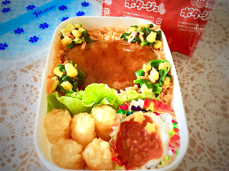 Snapdishの料理写真:ケチャップ炒飯
ハンバーグのっけ弁当|🌻ako ·͜·♡peco🌻さん