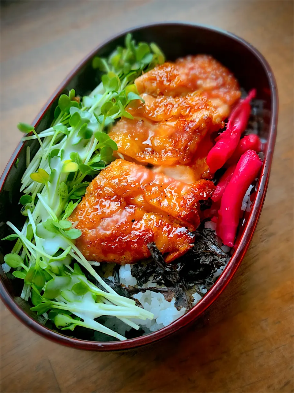 今日のお弁当・鶏モモ照焼き|akiさん