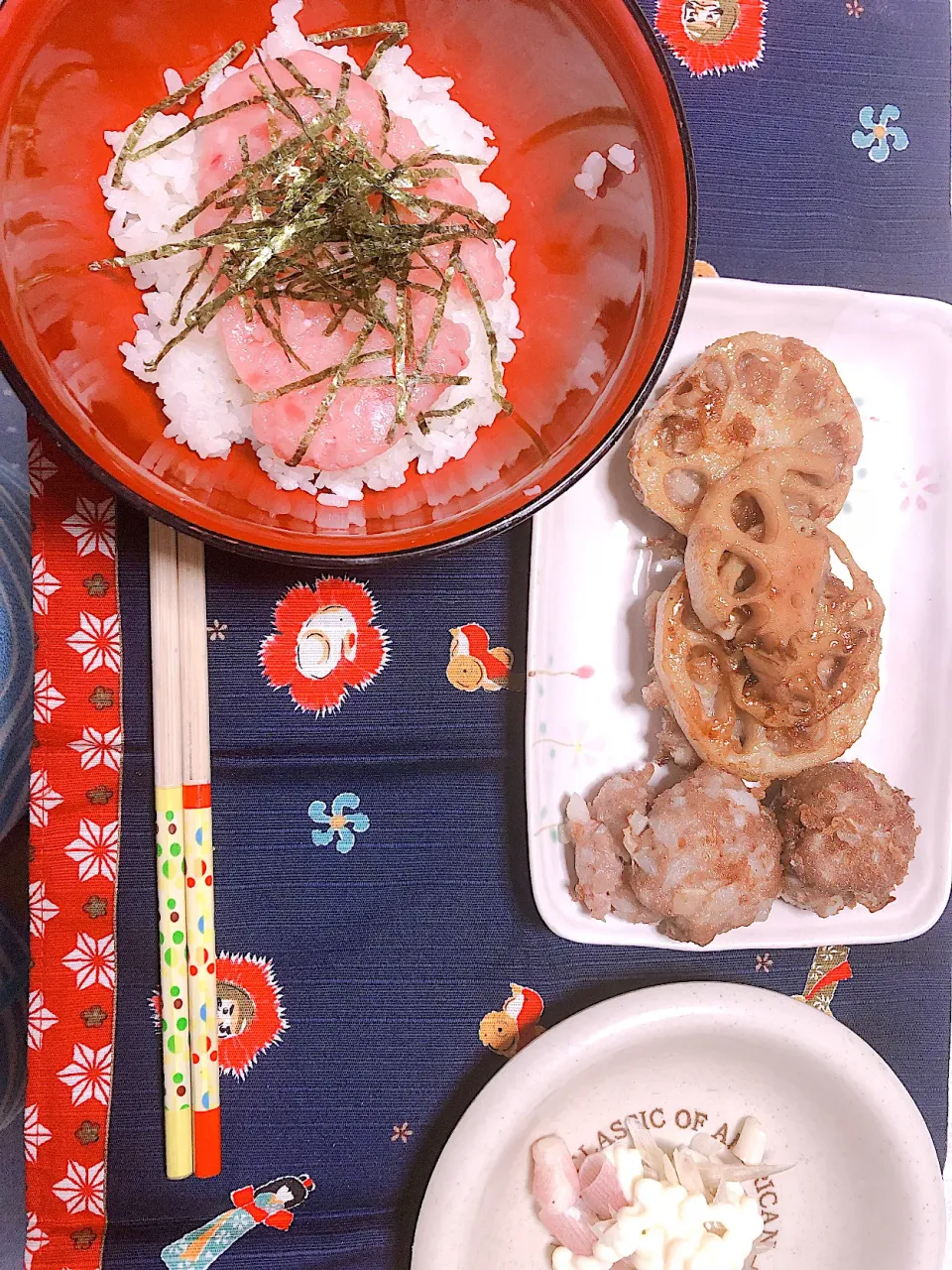 和食　レンコンのはさみ揚げ、マグロ丼|のさん