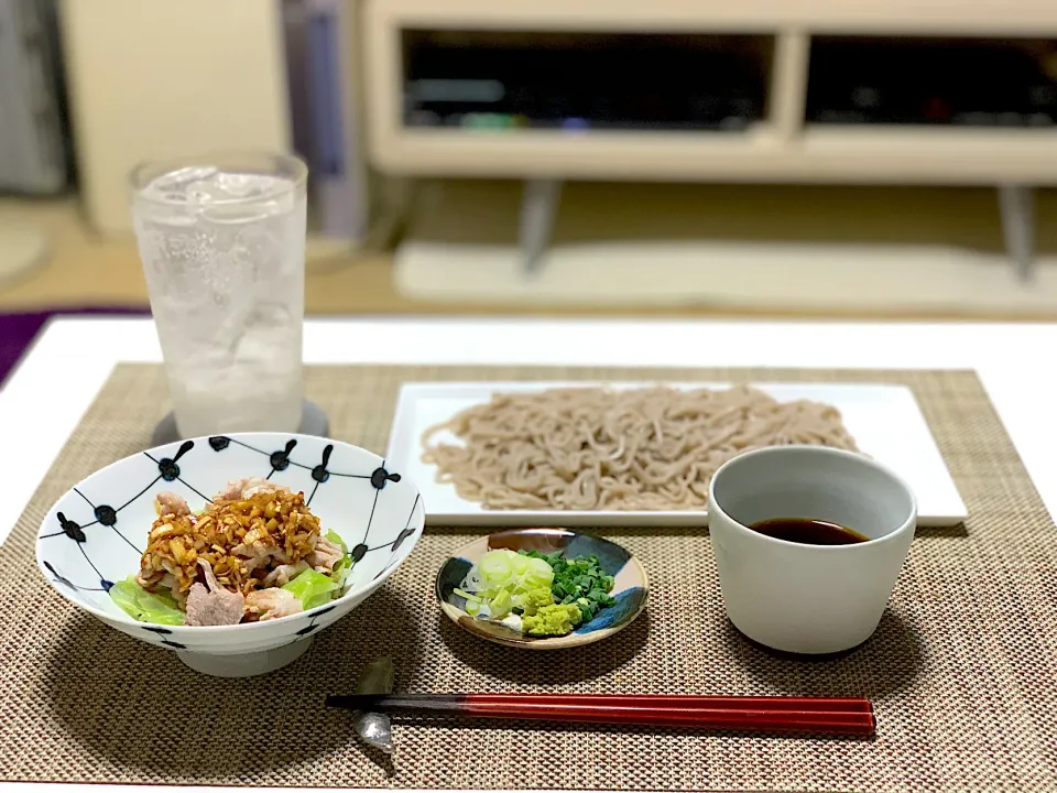 ばんごはん。お蕎麦と冷しゃぶ。ネギだれつくった♪|yukiさん