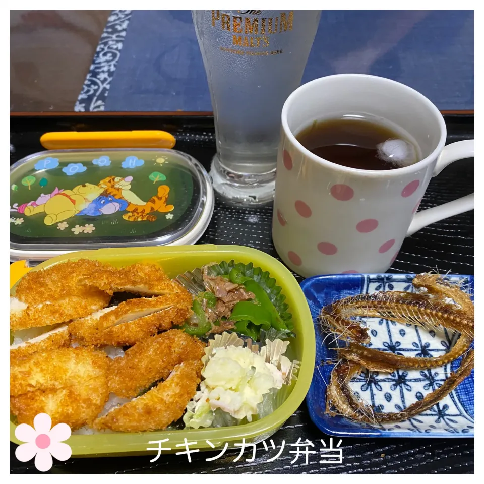 Snapdishの料理写真:チキンカツ弁当&ピーマンの梅びたし|いのっちさん