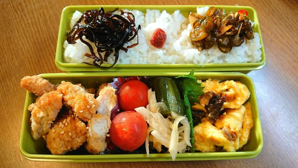 Snapdishの料理写真:鰻巻きとチキンカツ弁当|りょーさん