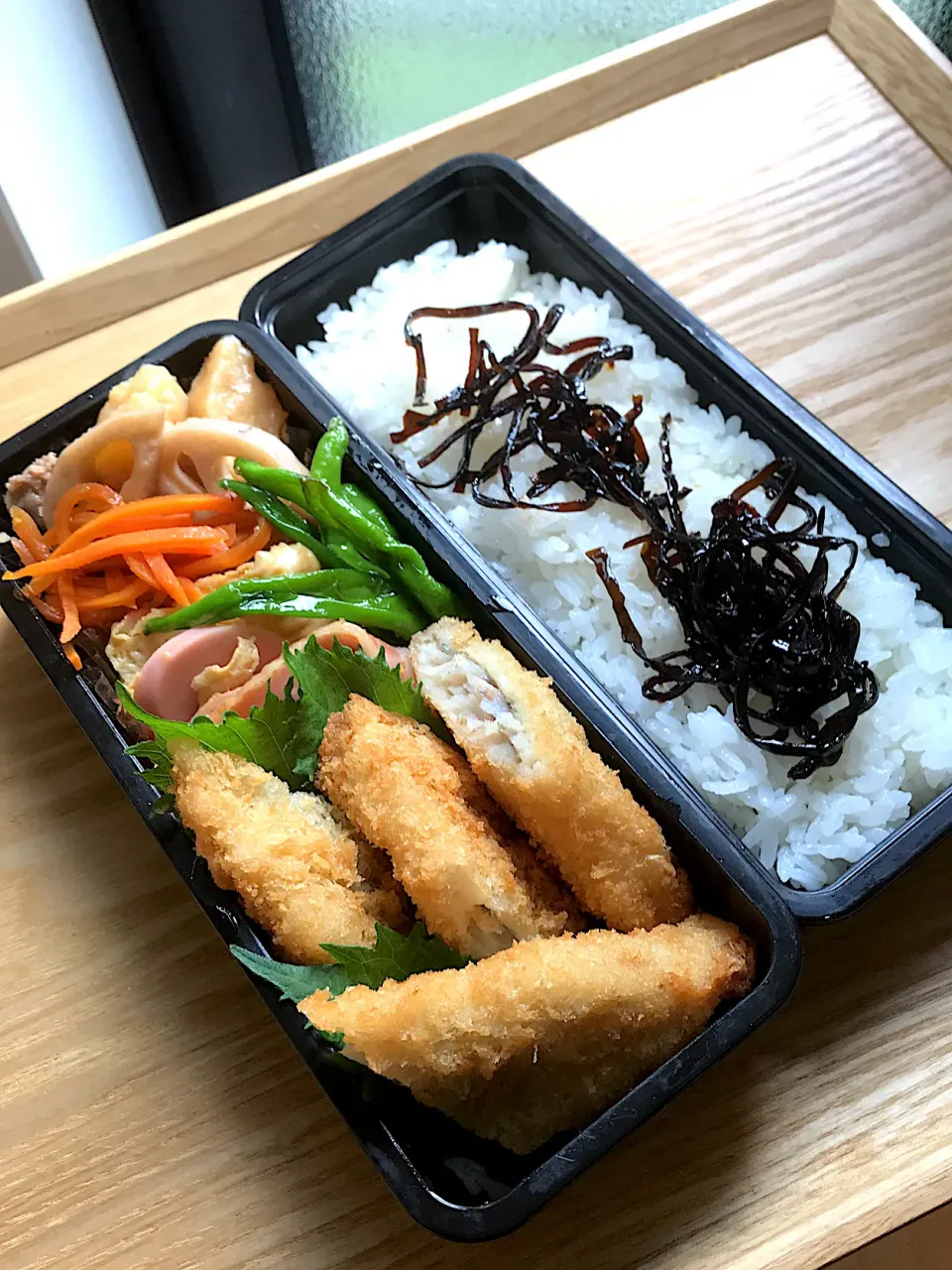 Snapdishの料理写真:タラのフライ弁当|二キィさん