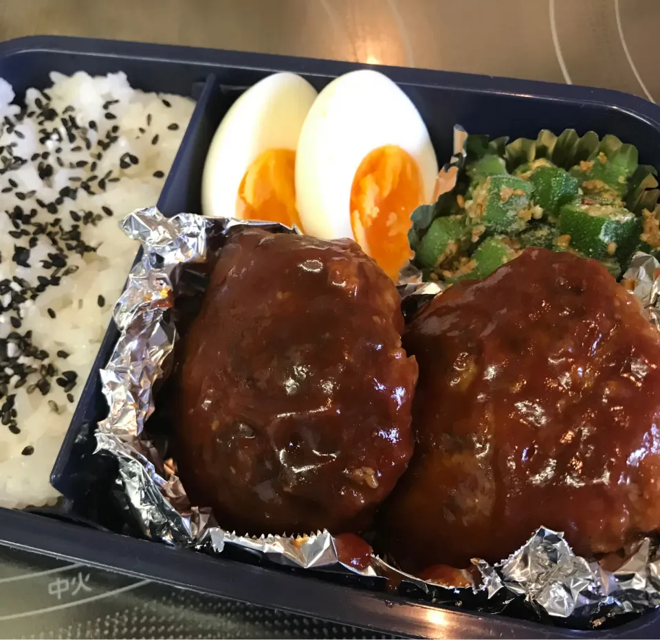 Snapdishの料理写真:ハンバーグ弁当|sanaeさん