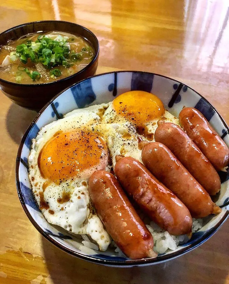 ソーセージエッグ丼|ガク魁‼︎男飯さん