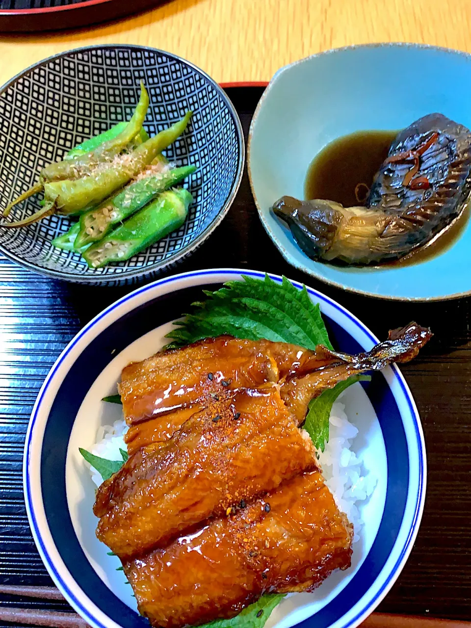 Snapdishの料理写真:さんまの蒲焼き丼|Mikaさん