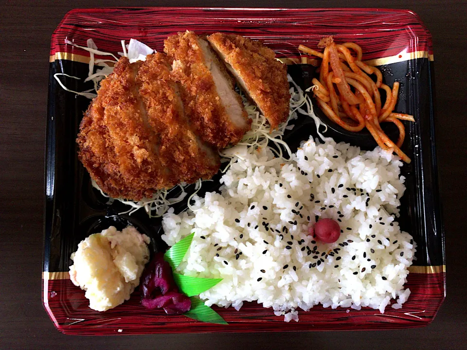 豚カツ弁当|ばーさんさん