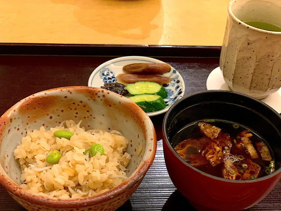 20200827-6 イチジク会席の食事はジャコと茶豆の炊き込みご飯🥢|Seikoさん