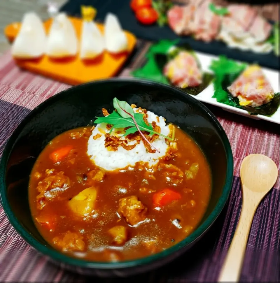 大豆のお肉と牛すじのカレー🍛|yukaringoさん