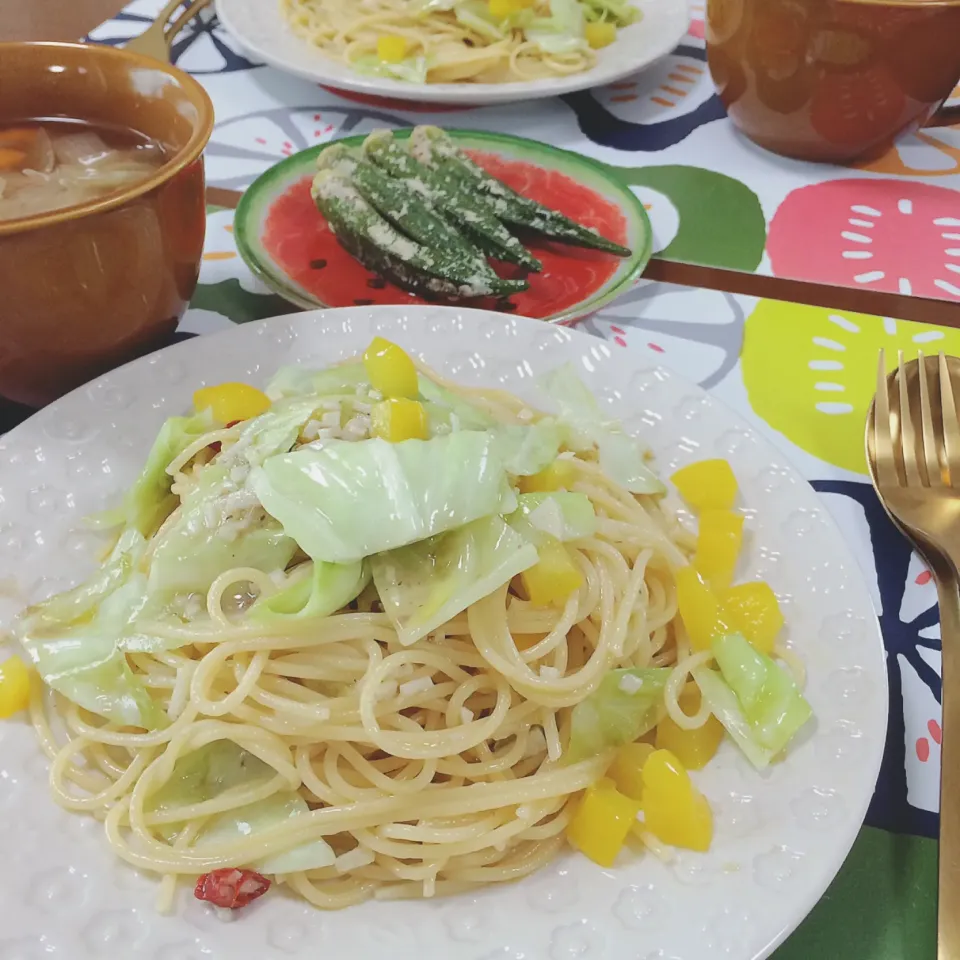 キャベツとアンチョビのペペロンチーノ🍝|waiwaiさん