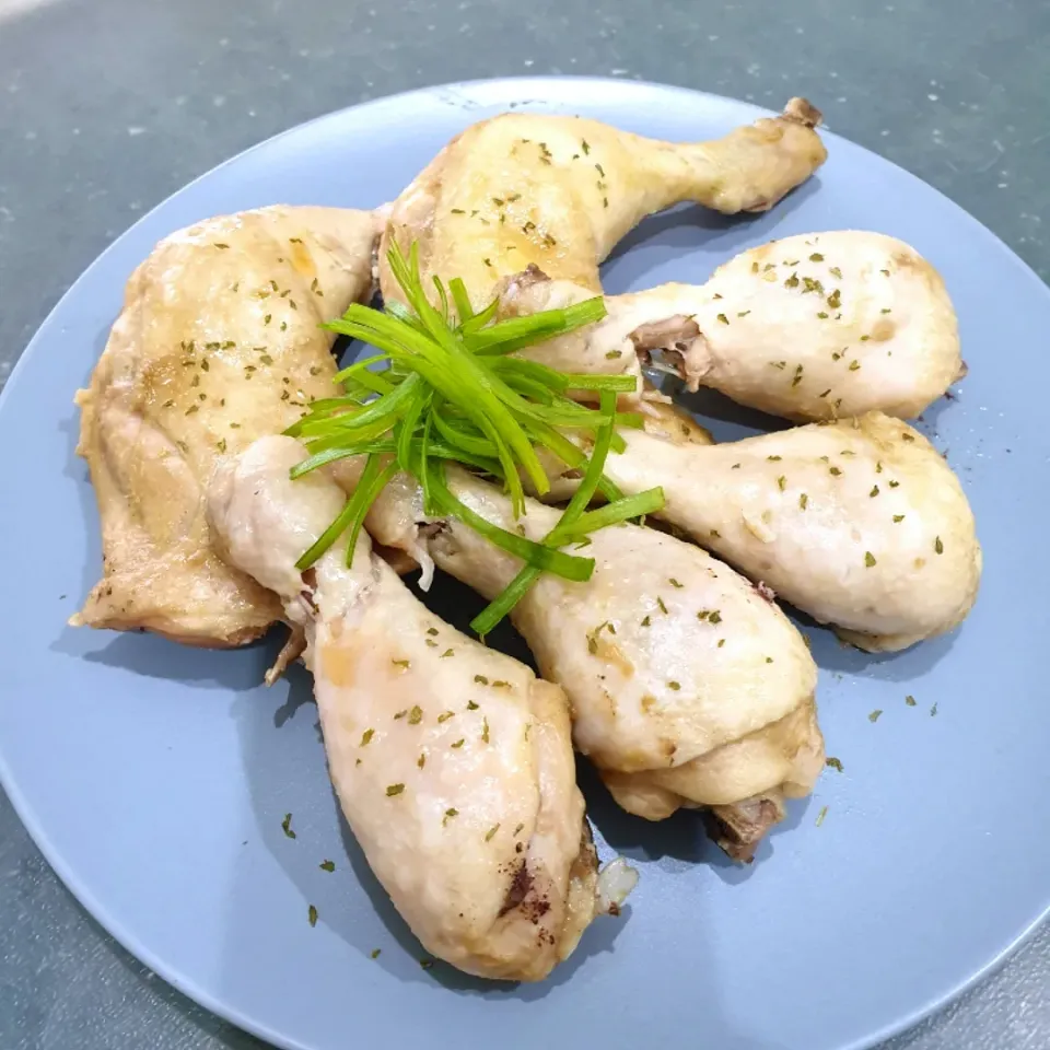 envymaqueen's dish Rice Cooker Chicken Rice|envymaqueenさん