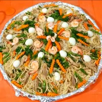 Snapdishの料理写真:Pancit Bihon 
large Bilao
₱600. 00
Delivered on time with Mr.Speedy Philippines|Genieさん