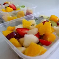 Snapdishの料理写真:yummy fruits salad|cheriaさん