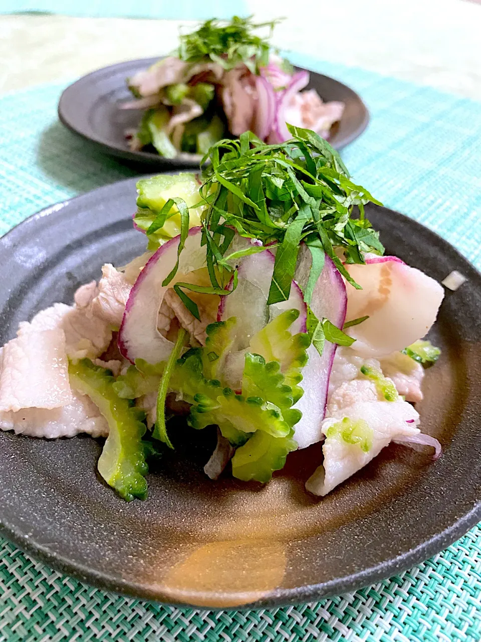 Snapdishの料理写真:ゴーヤと豚肉のさっぱりサラダ🥗|ぽっちさん