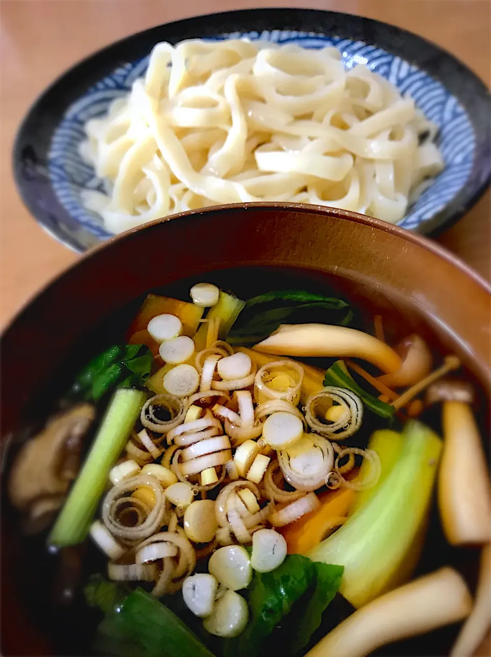 Snapdishの料理写真:つけきのこ汁うどん（冷しおっきりこみで）|deekay71さん