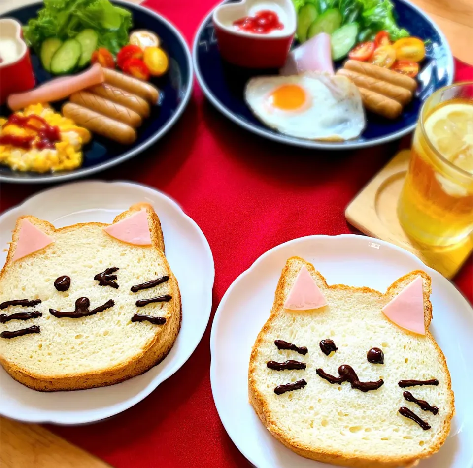 Snapdishの料理写真:ねこねこ食パン|kayoさん