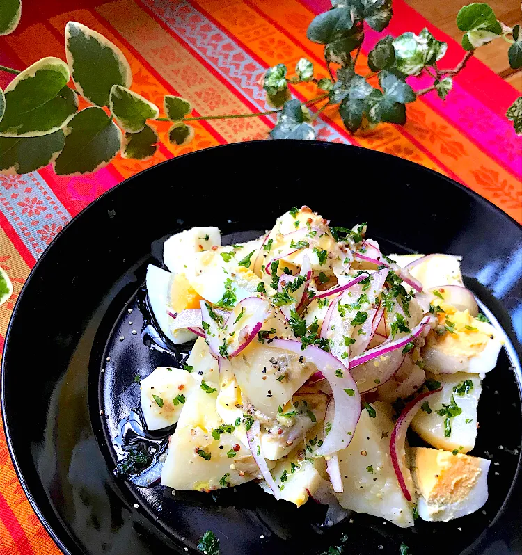 🥔マヨネーズは使わないアンチョビで大人ポテトサラダ🐟|Hollyさん