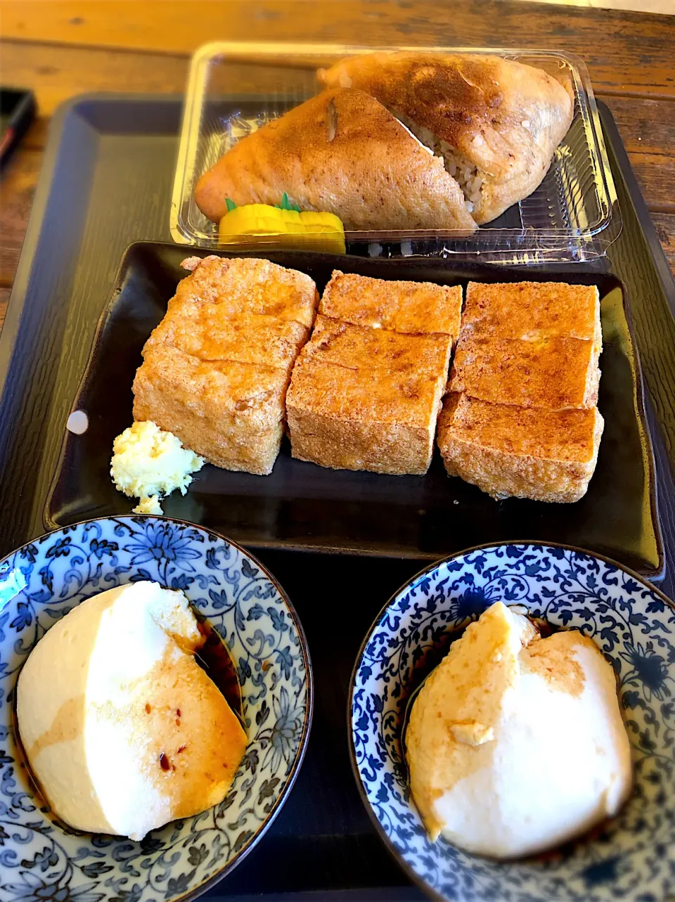 湧水茶屋の厚揚げ・鶏めし稲荷・豆腐|じゅんさんさん