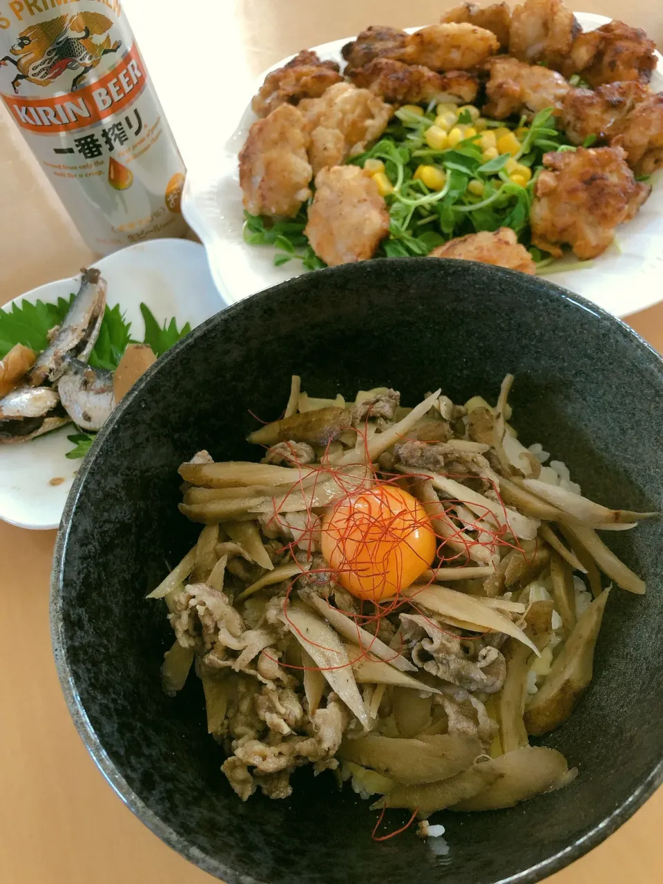 休日ランチ〜牛肉と牛蒡のしぐれ煮丼〜|sana.ayaさん