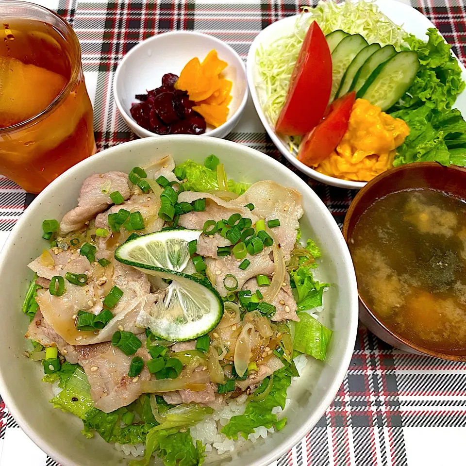 豚バラネギ塩丼〜カボス風味|まみっこさん