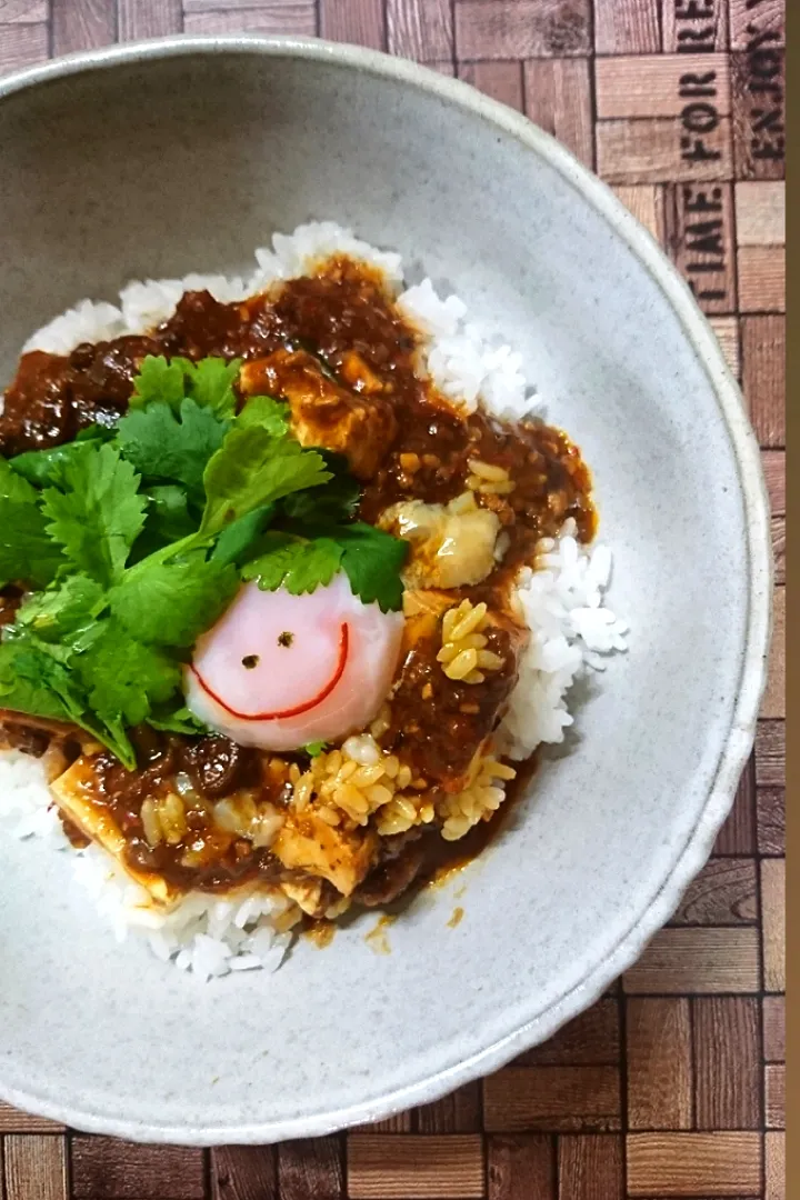 Snapdishの料理写真:辛うまマーボー丼 😋|fumi ◡̈⋆さん