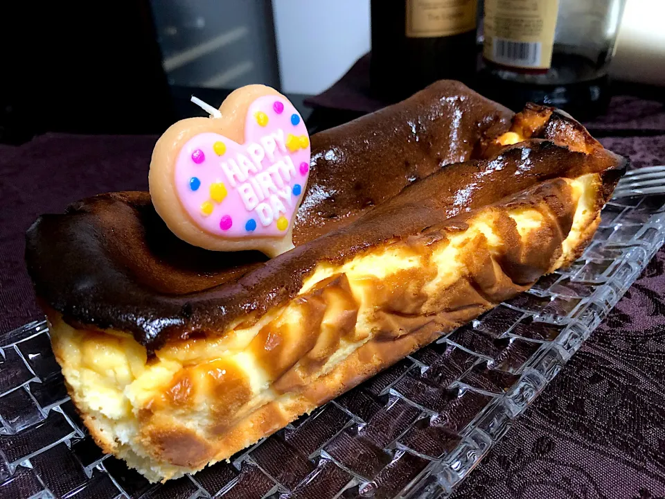 Snapdishの料理写真:バスクチーズケーキ🎂|csigapogiさん