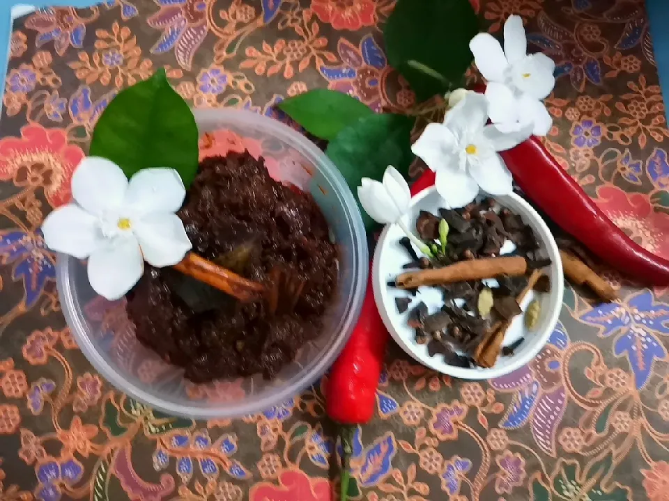 Xephiraz Daging Hitam|Sofia Yik Siewさん