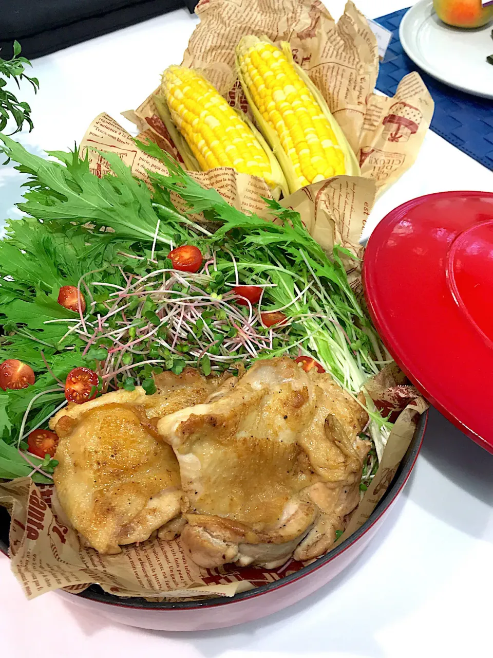 チキンととうもろこしをストウブ で。|マナさん