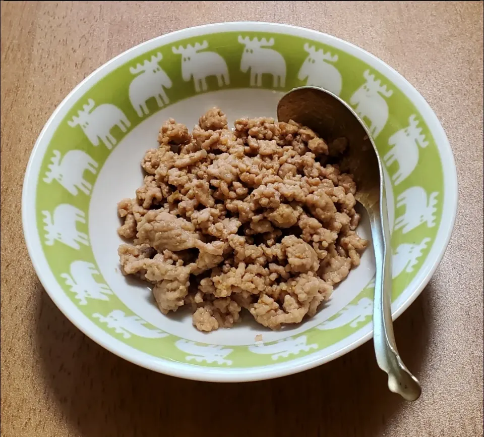 ナナの料理　今宵のご飯のお伴は、肉味噌そぼろ|ナナさん