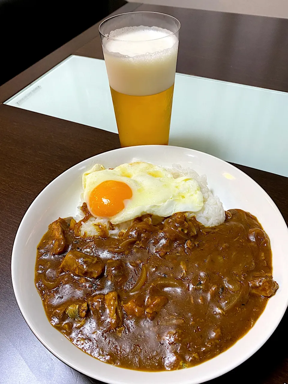 さば缶カレーと生ビール🍺|流線形さん