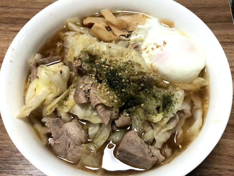 #比内地鶏醤油ラーメン #肉野菜炒めと温玉トッピング|トリさん