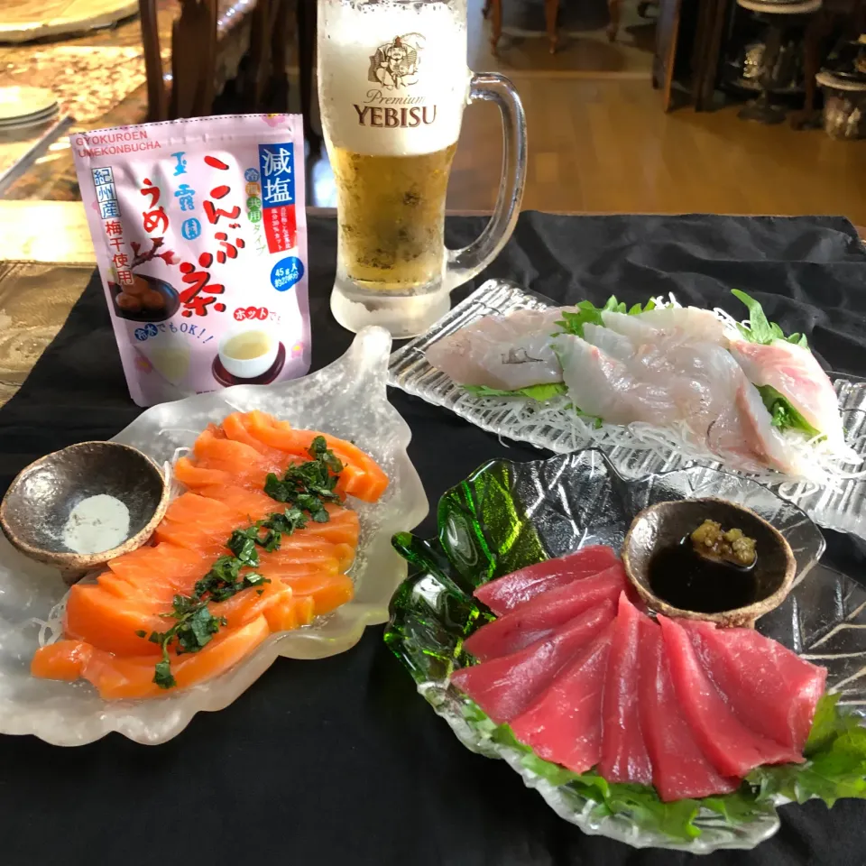 Snapdishの料理写真:減塩うめこんぶ茶deお刺身🌺|henryさん