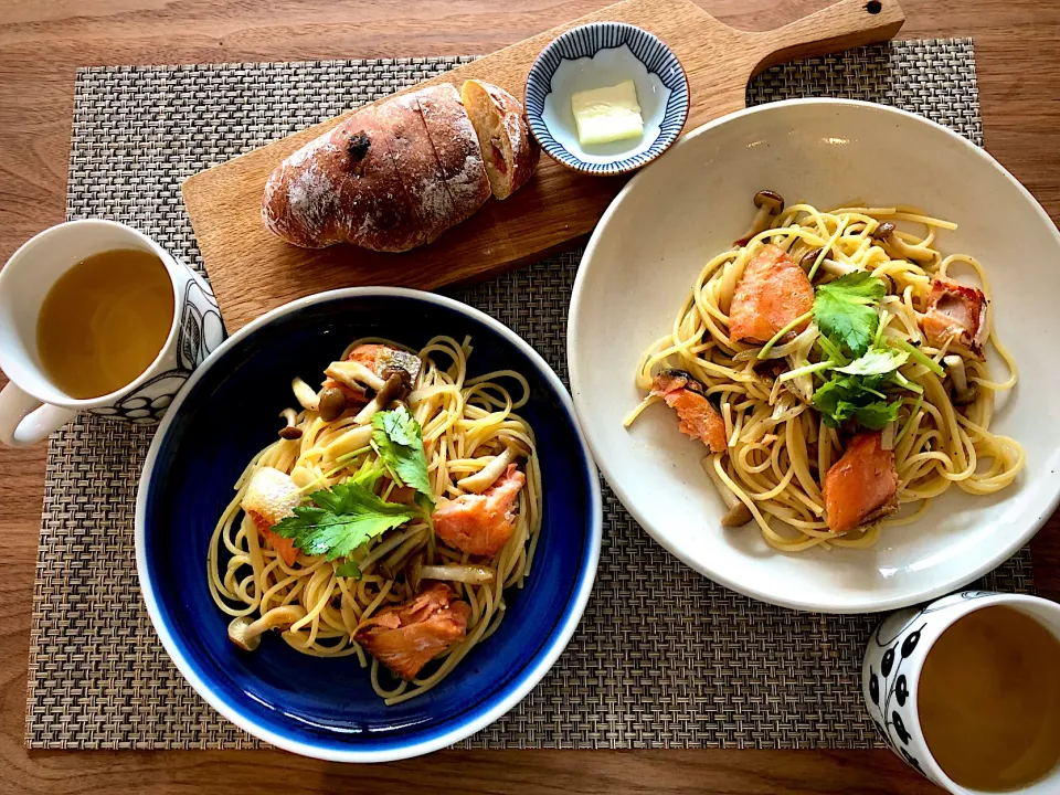 サーモンのバター醤油パスタ🍝|saoricocoさん