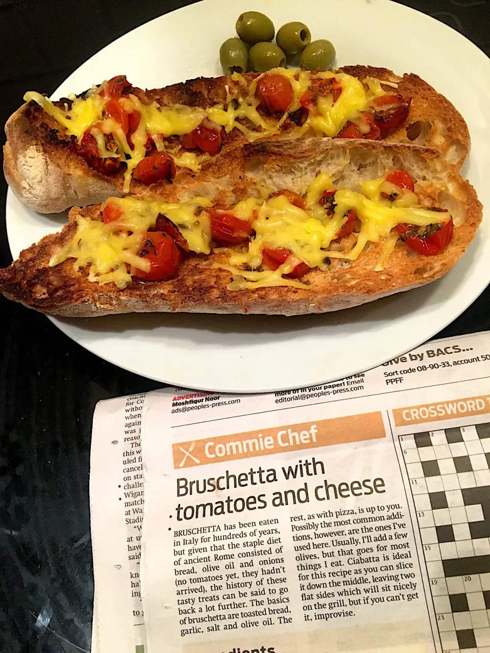 Bruschetta with tomatoes & vegan cheese|Nick Hiderさん