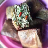 martabak filled with meat, eggs and leeks ala teluk bayur|nunu tiaさん