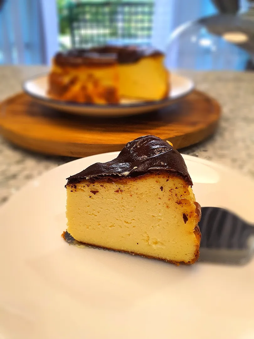 Basque Burnt Cheesecake|Kelly Low Yen Yingさん