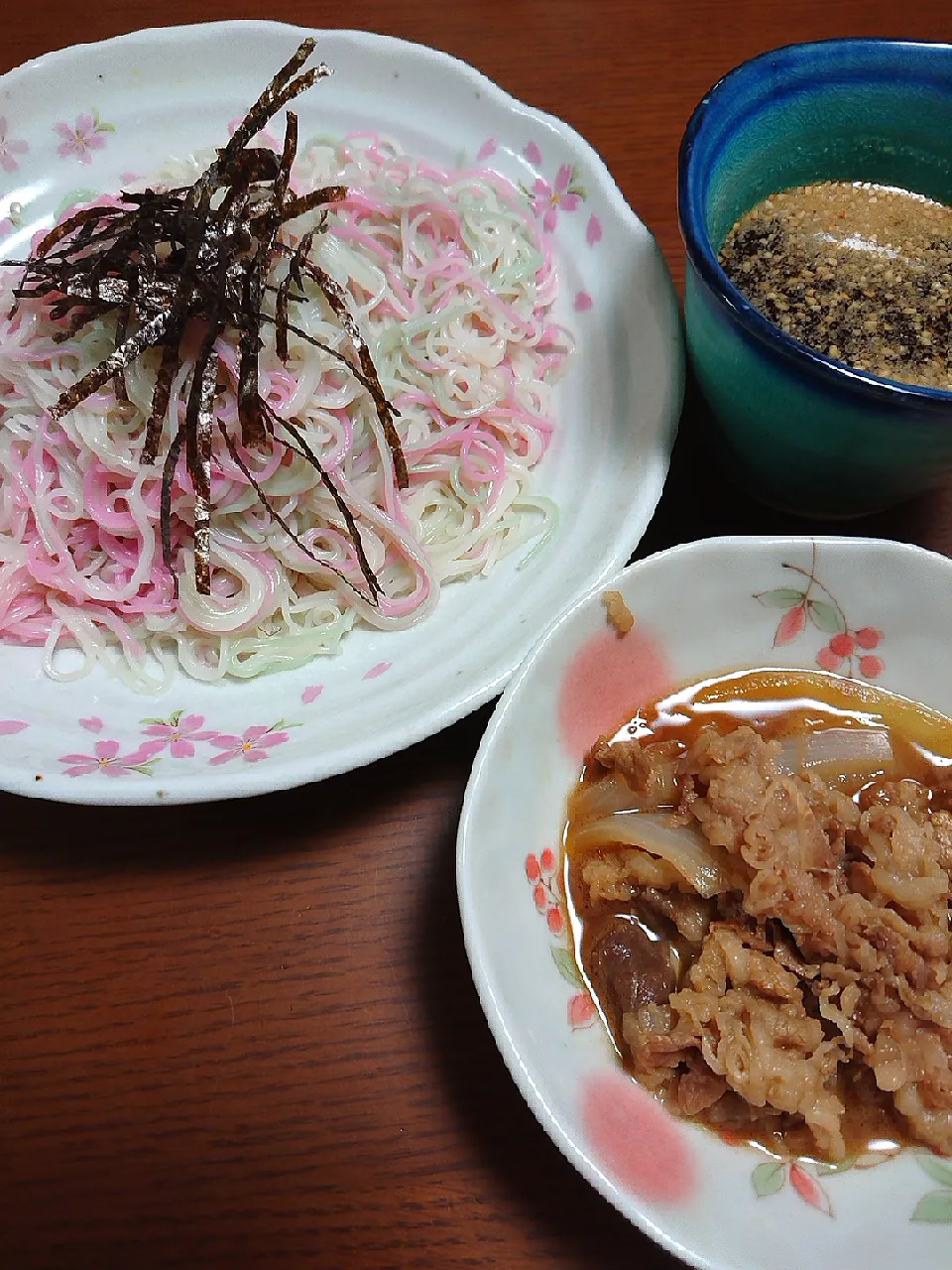 そうめん　吉牛添え|ぱやさん