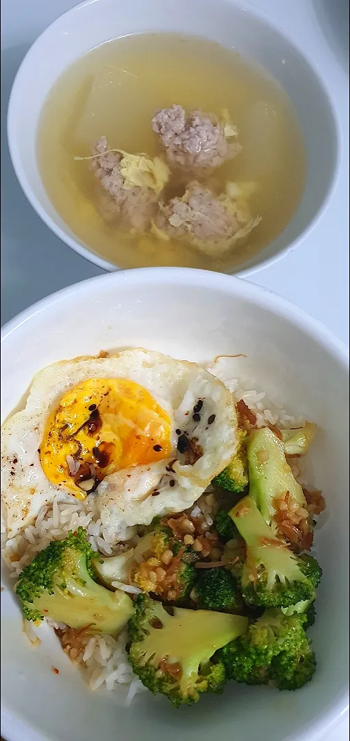 31.8.2020 Dinner Broccoli scallop sauce 
Egg 
Winter Melon Soup|🌷lynnlicious🌷さん