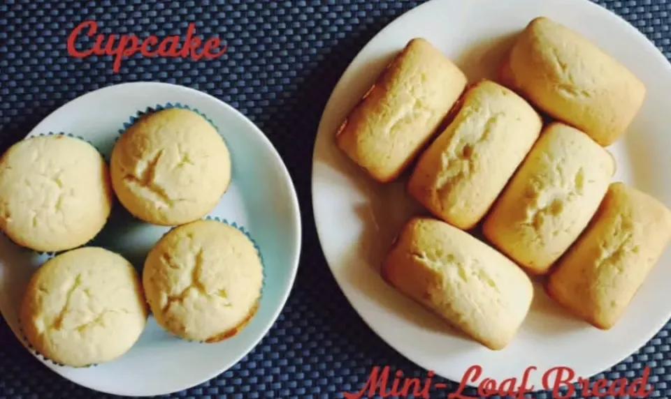 Snapdishの料理写真:Cupcakes and Mini Loaf Bread
#vanillaflavored|Mikaela's Kitchenさん