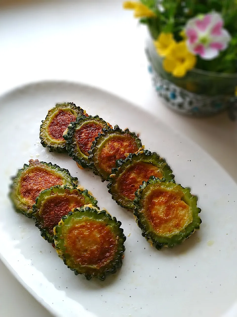 まめころさんの料理 とだともさんの料理 野菜が主食さんの料理 ゴーヤの簡単おつまみ🍺|まめころさん