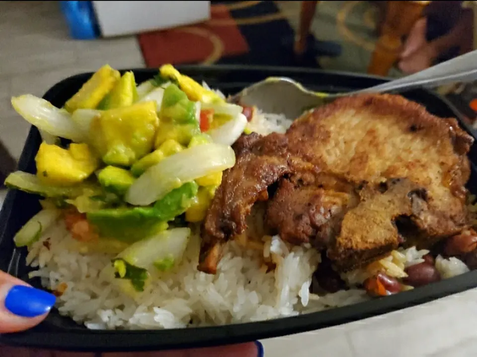 Porkchop with white rice and avocado salad|Cynthia Luzmilda Bicycleさん