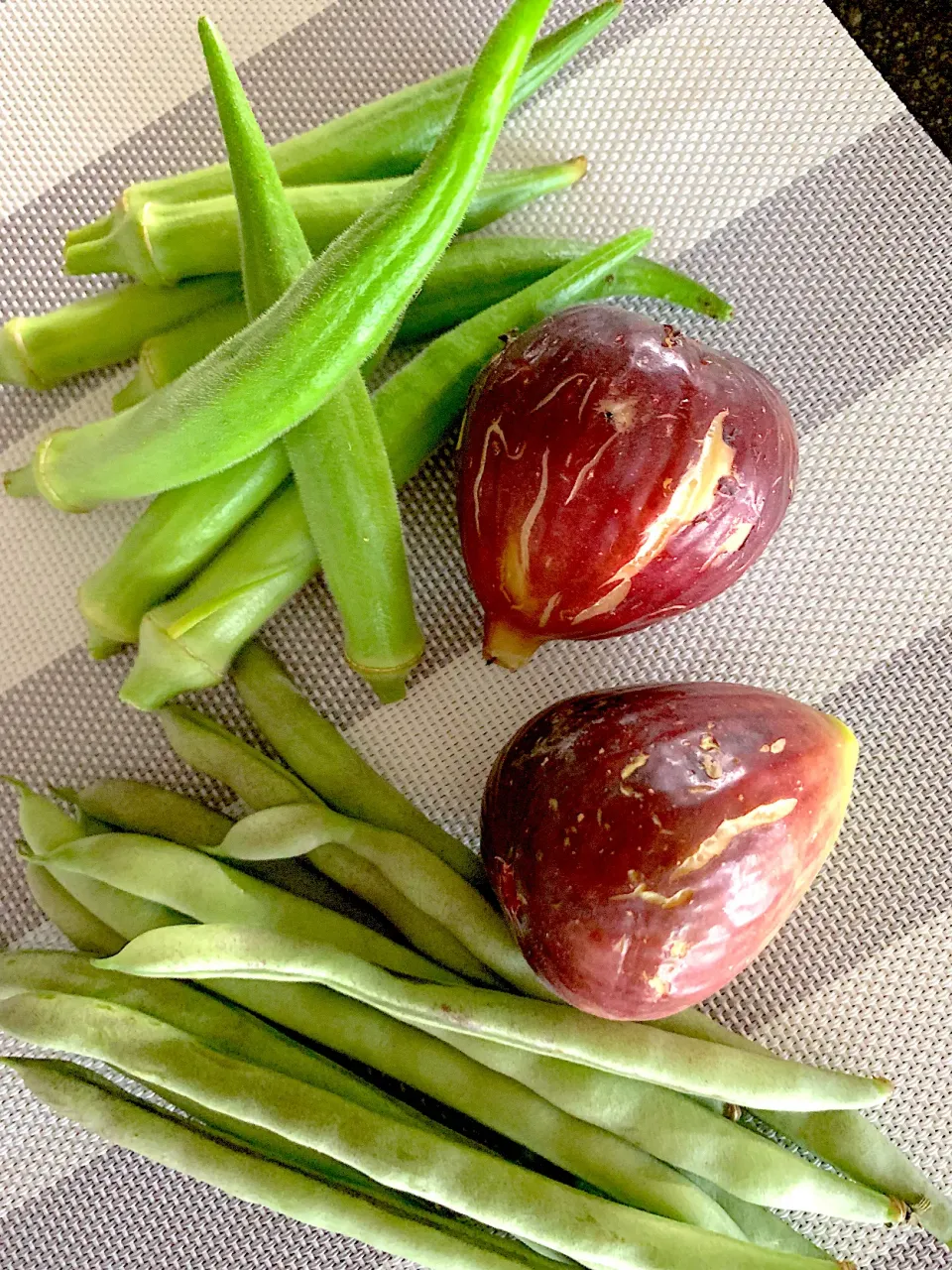 友達のご自宅で出来た野菜をいただきました。|シュトママさん